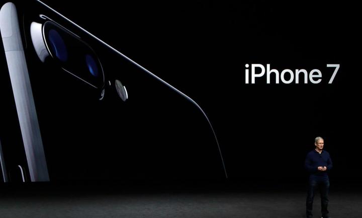 Apple Releases New iPhone 7, Upgraded Apple Watch And AirPods