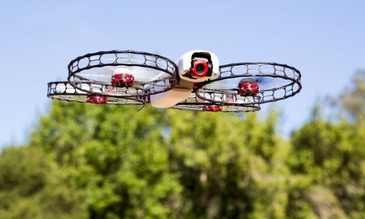 The Snap Drone Takes Videos In 4K And Focuses On Safety And Portability