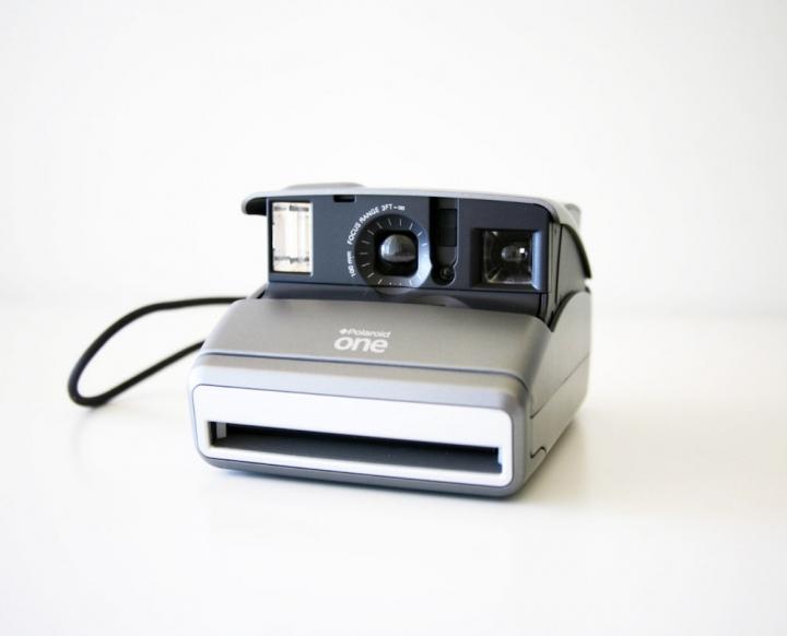 Polaroid One 600 Instant Camera