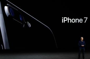 Apple Releases New iPhone 7, Upgraded Apple Watch And AirPods